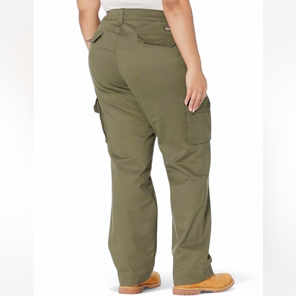Dickies Plus Size Relaxed Fit Stretch Cargo Straight Leg Pants Utility Workwear - Picture 5 of 8